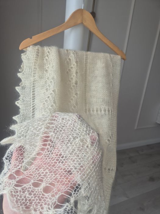 Теплый пуховый платок