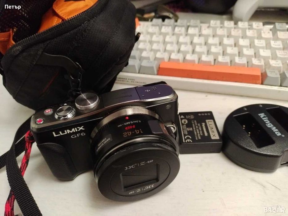 Фотоапарат Panasonic Lumix DMC-GF6 16Mp безогледален две батерии, страп и чантичка Micro 43