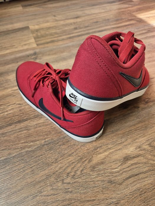 Продам кеды Nike