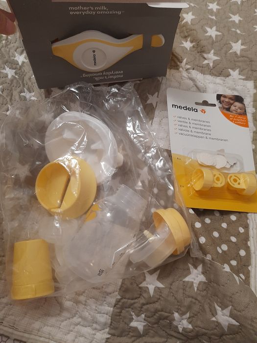 MEDELA Двуфазна ръчна помпа за кърма (основен пакет) Harmony