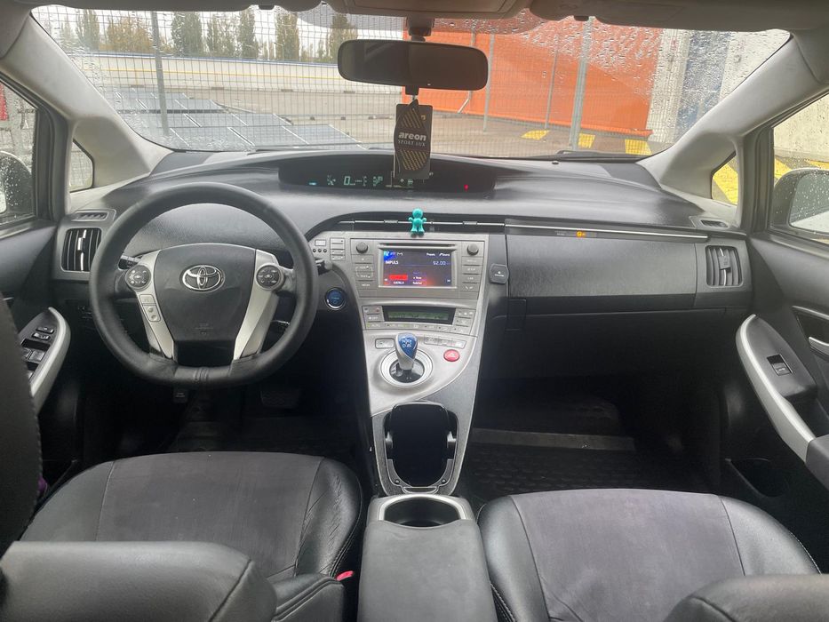 Vând Toyota Prius 2012 GPL