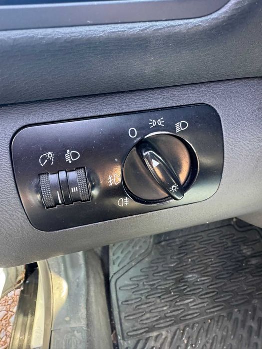 Audi   A3,  1.6 бензин, 101 конски сили