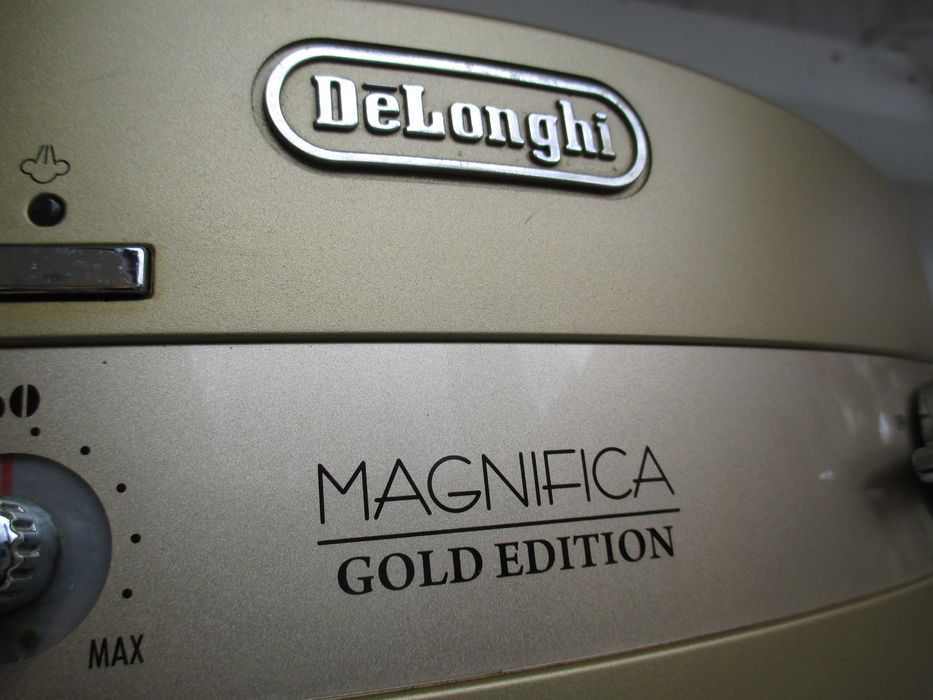 Expresor Automat Cafea boabe Delonghi Magnifica ECO~Elegance~Gold