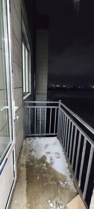 Ajoyib 2 xonali uy sotiladi.