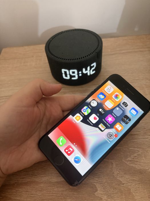 Iphone SE 2020 год