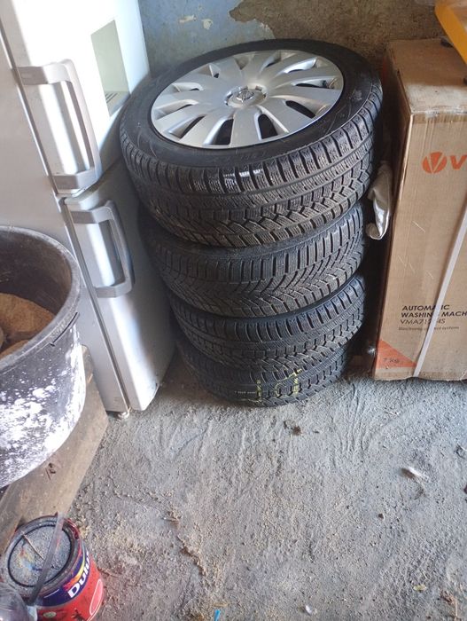 Vând 4 roti de Opel Zafira