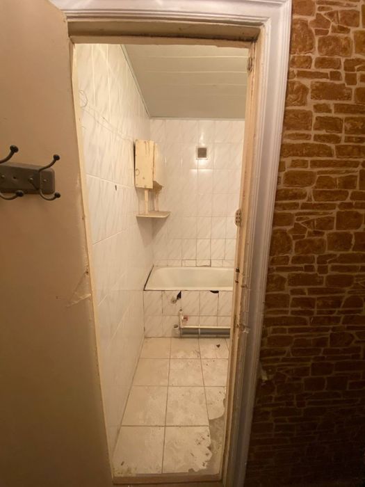 Srochno Bekobod 13- daxada kv sotiladi