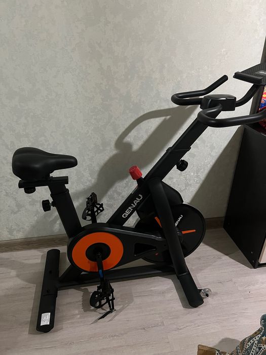 Велотренажер Genau