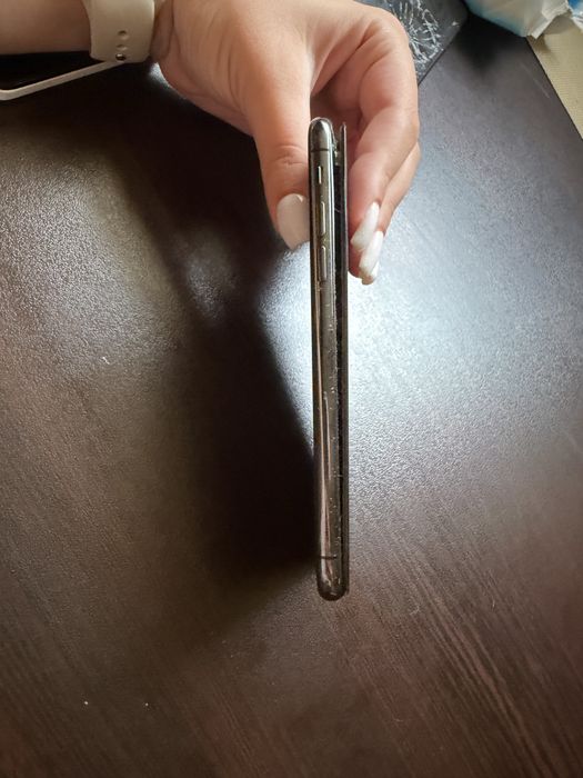 2 броя iPhone X за части