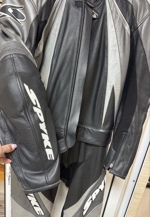 Кожен екип SRYKE