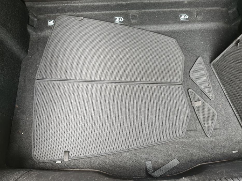 Parasolar geamuri spate Hyundai i30 hatchback[2012-2018]