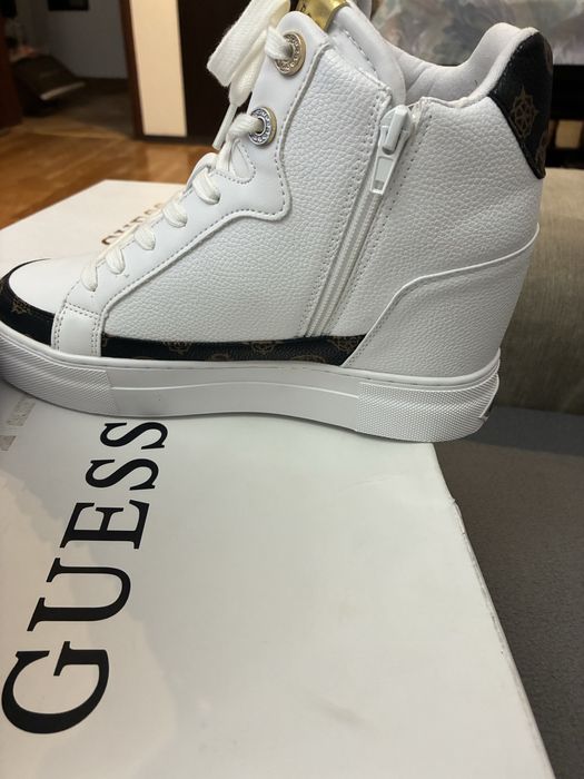 Guess маратонки на платформа -39
