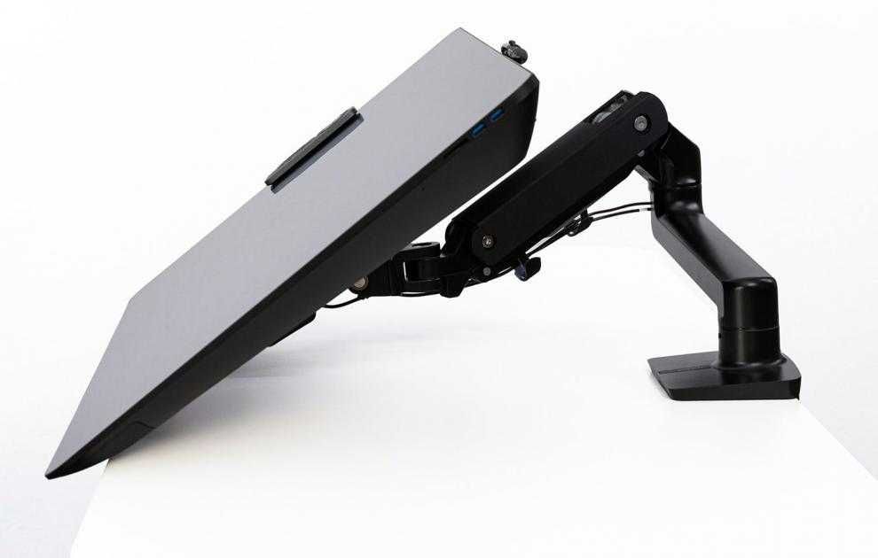 НАМАЛЕН! Монитор за рисуване Wacom Cintiq Pro 24 + Flex Arm + Stylus