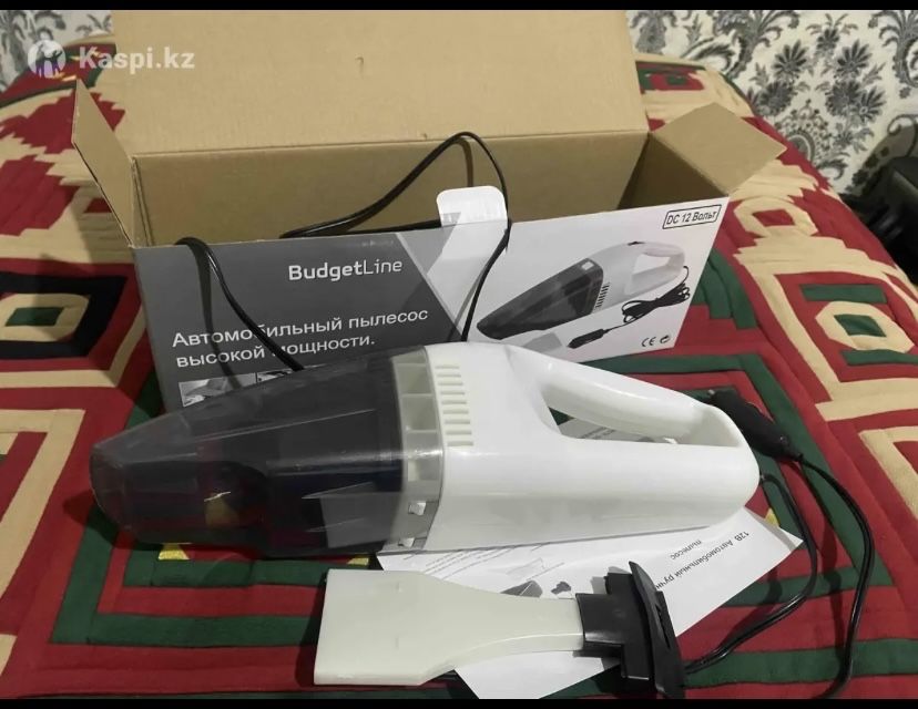 Автомобильный пылесос новый
