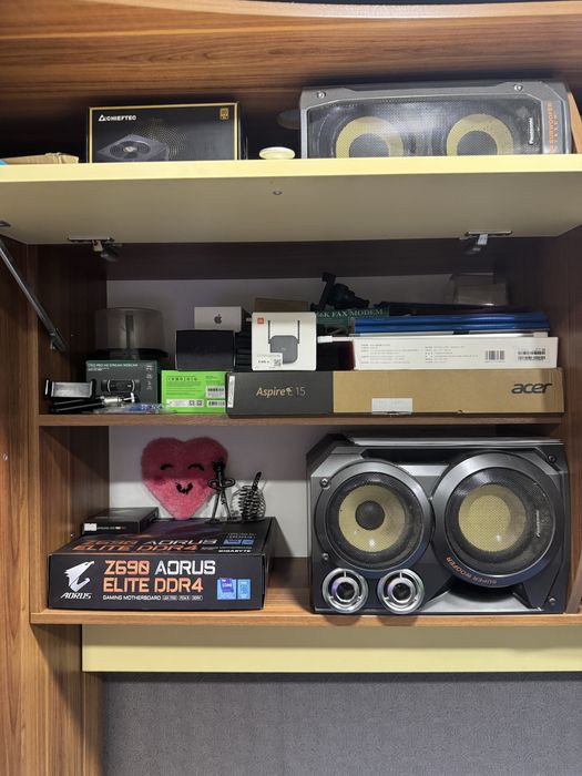 Продам Подростковую спальную гарнитуру