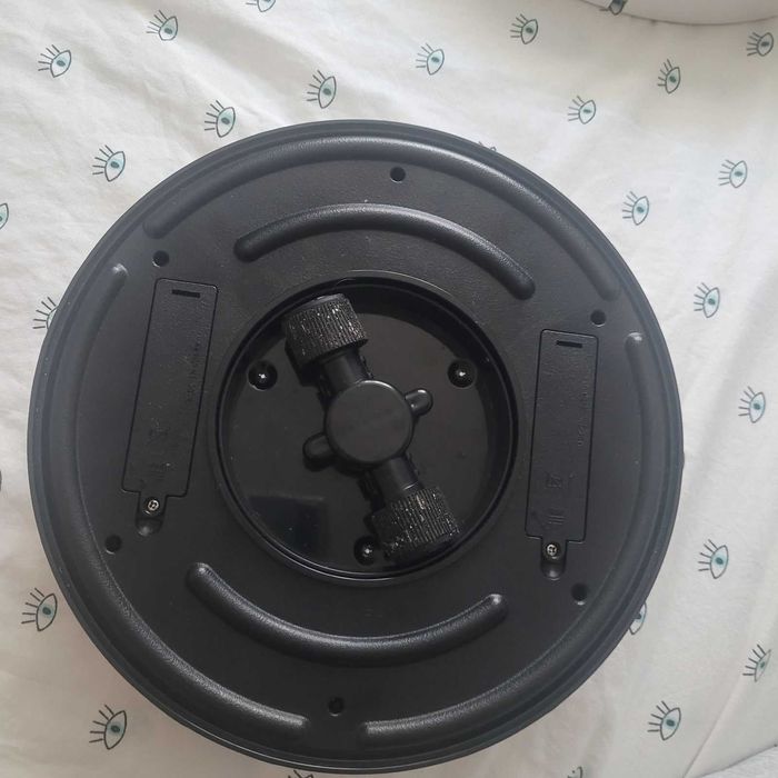 Робот за мокро почистване