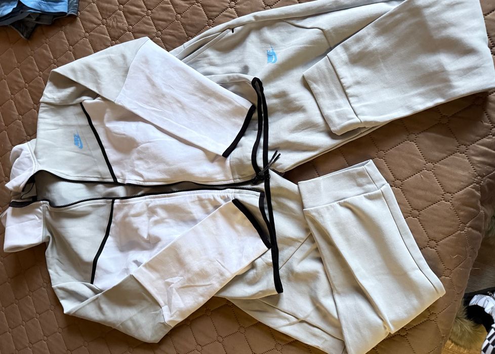 Юношески комплекти екипи Найк