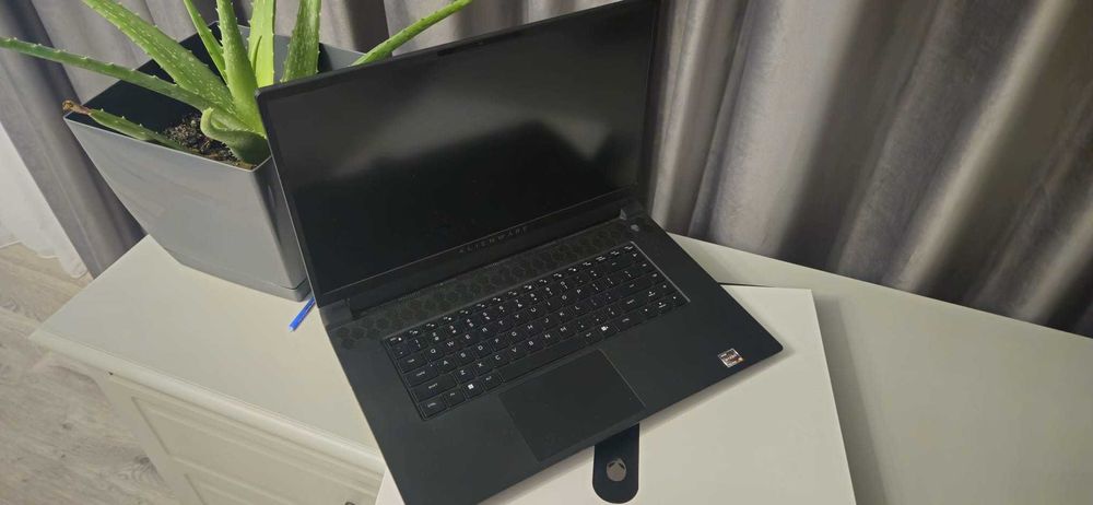 Laptop Alienware M17 r5 full amd