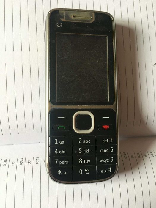 Nokia C2 telefon in orice retea