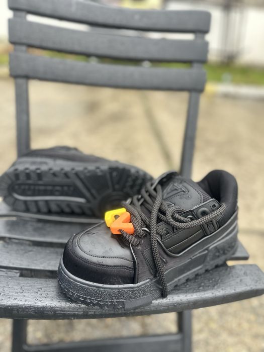 Adidasi Nike Air Force