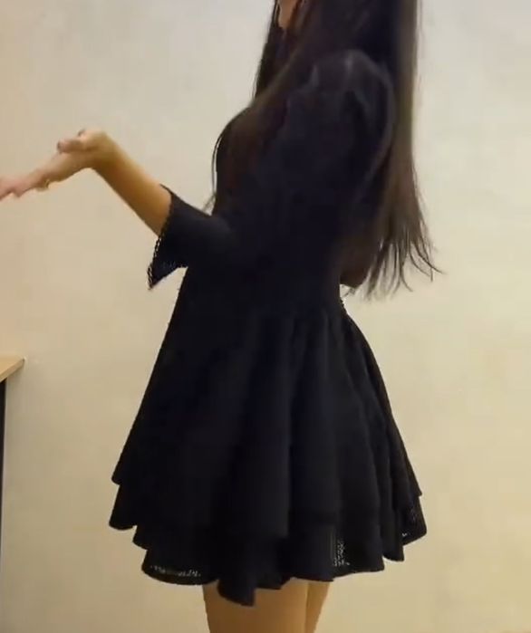 Продаю черное платье + сумка в подарок