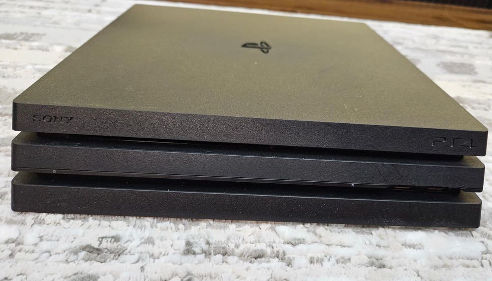 Приставка PlayStation 4 pro