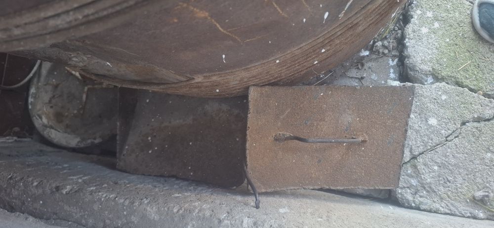 Продам  цистерна бочка для комбикорма