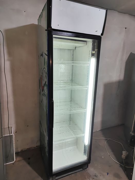 Холодильник рабочий