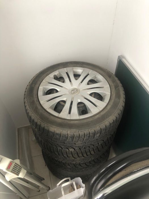 Резина с шипами на дисках Hankook