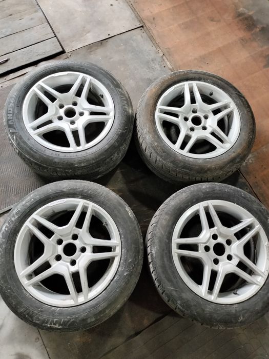 Продам диски с резиной на 16