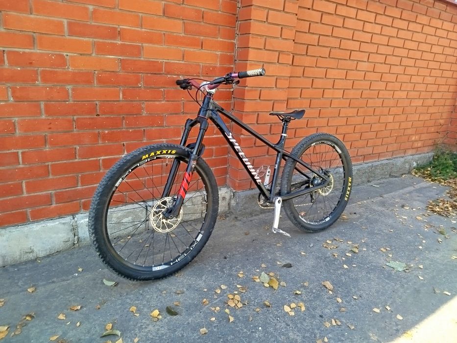 Покрышки maxxis б/у