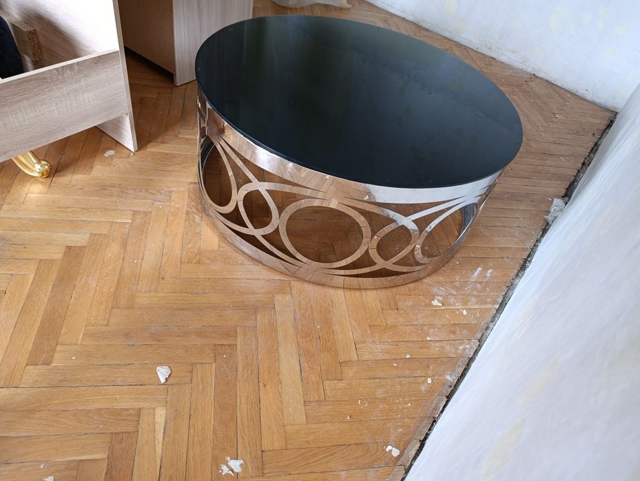 Луксозна холна маса от неръждаема стомана и черно закалено стъкло