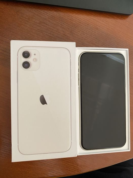 Айфон 11 белого цвета