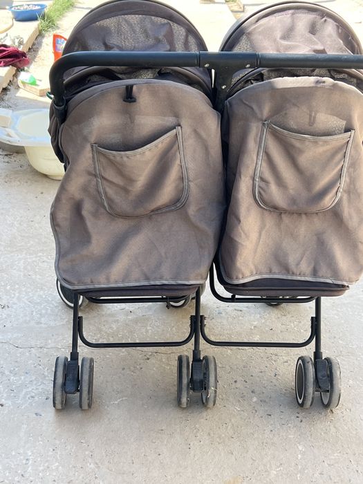 Коляска для двойни