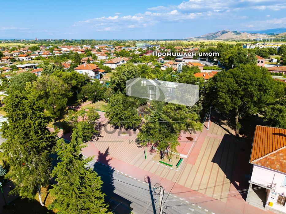 Продава се Промишлена сграда в с. Главиница, Област Пазарджик - 774 кв.м за 157 €/кв.м - Снимка #6