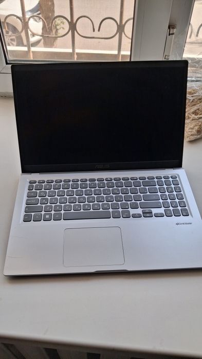 Продаю ноутбук ASUS D515DA-BQ1407W, покупал в 2022 году. Продаю срочно