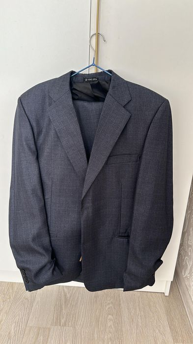 Костюм новый.      .