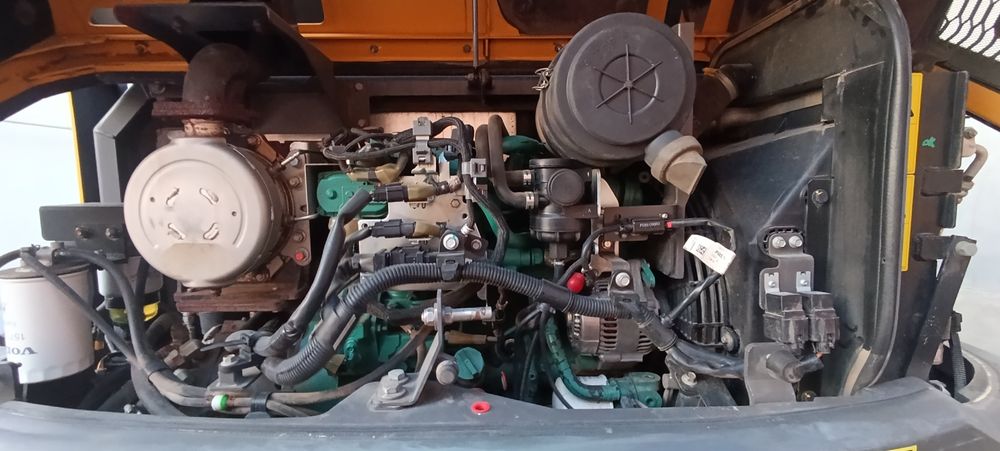 Sotiladi volvo 60 pro