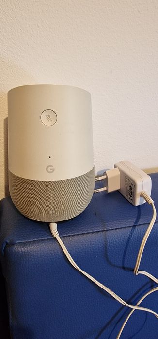 Boxa inteligenta google home