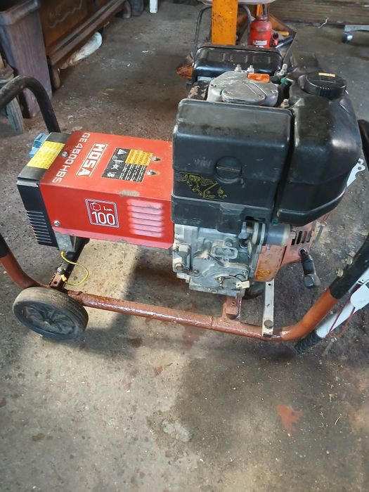 Vând generator mosa dizel