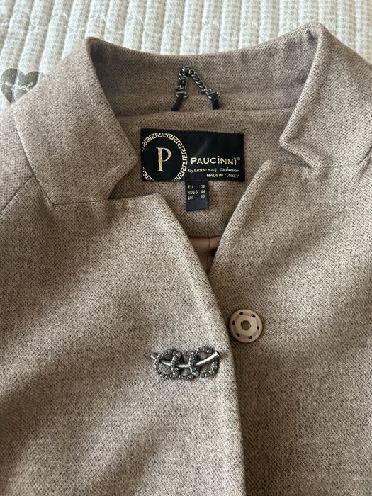 Продам женское осенее пальто