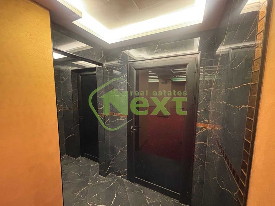 Дава се под наем Магазин в София, Център - 220 кв.м за 5984.34 € - Снимка #12