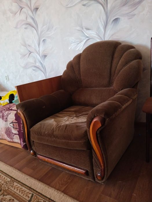 Диван с 2 кресломи