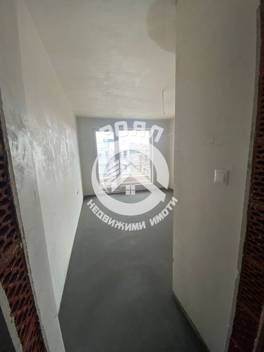 Продава се Двустаен апартамент в Пловдив, Остромила - 67 кв.м за 1160 €/кв.м - Снимка #2