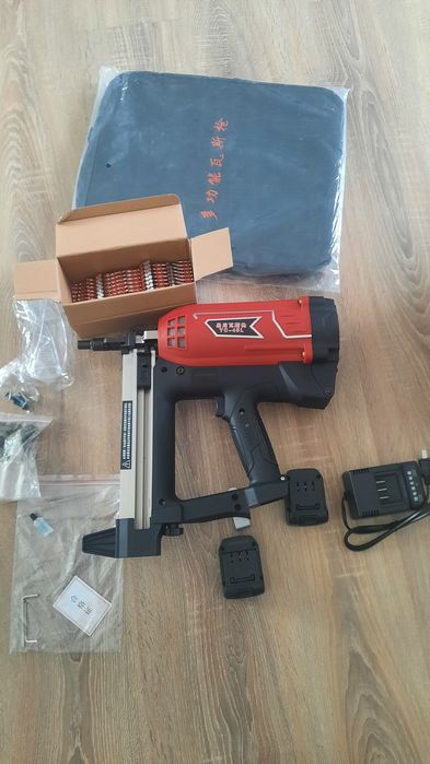 Монтажный пистолет