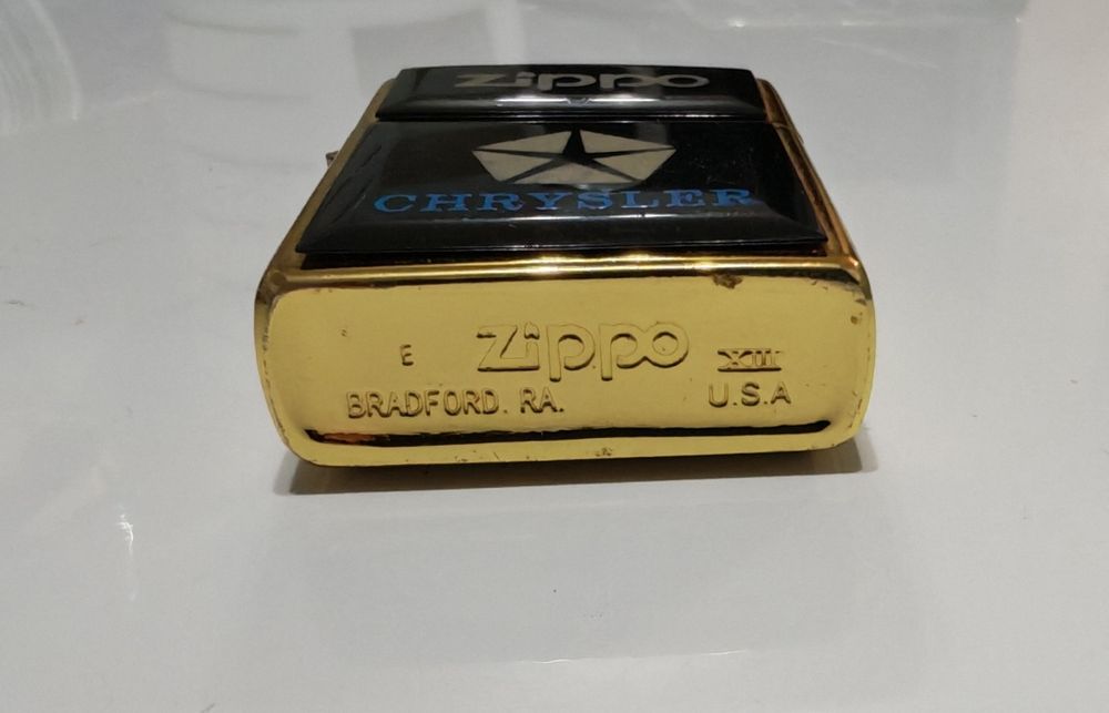 Запалка и пепелник Zippo