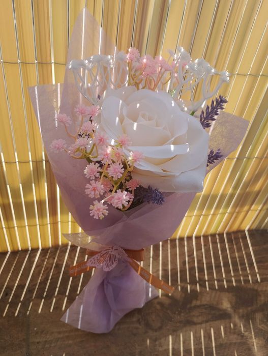 !!!ПРОМОЦИЯ!!!при покупка на чанта с цветя подарък букет!! Вечни цветя