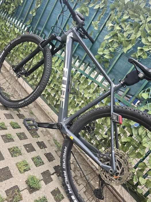 Bicicleta CUBE Reaction, 29".