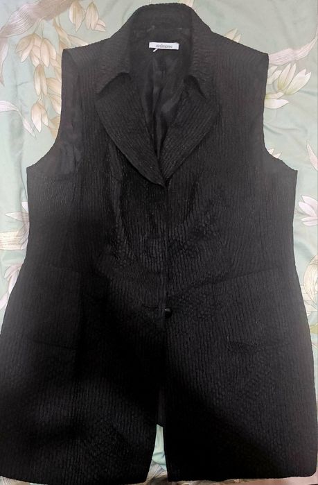 Женская жилетка 54 размер