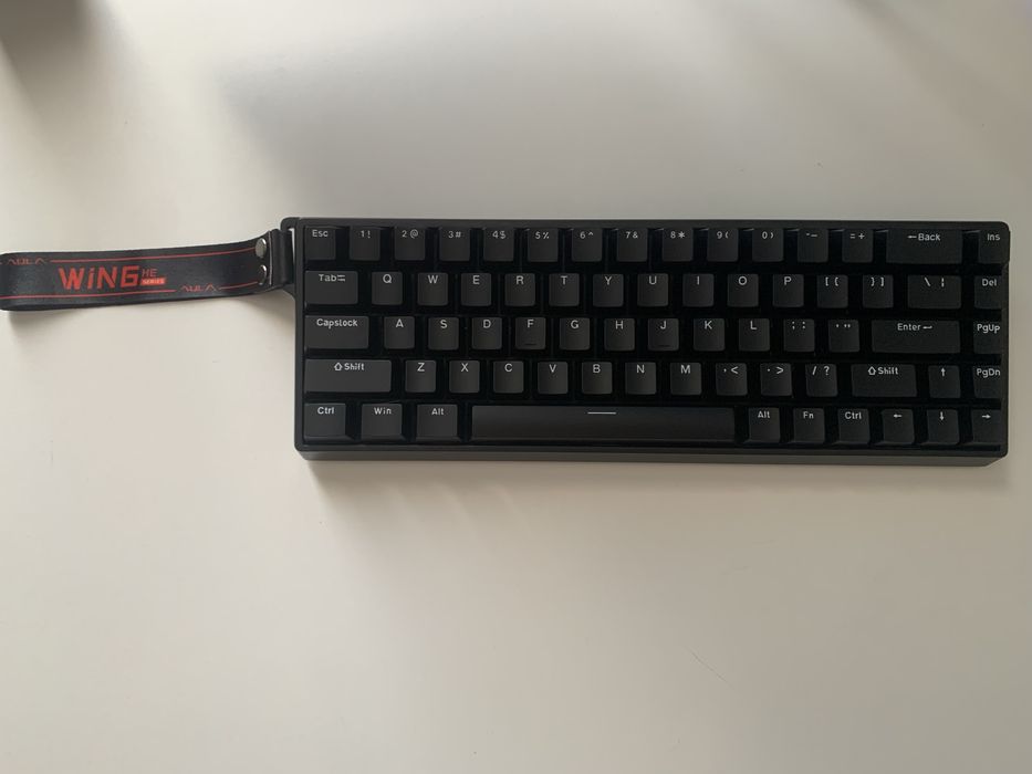 Магнитка от Aula Win68he